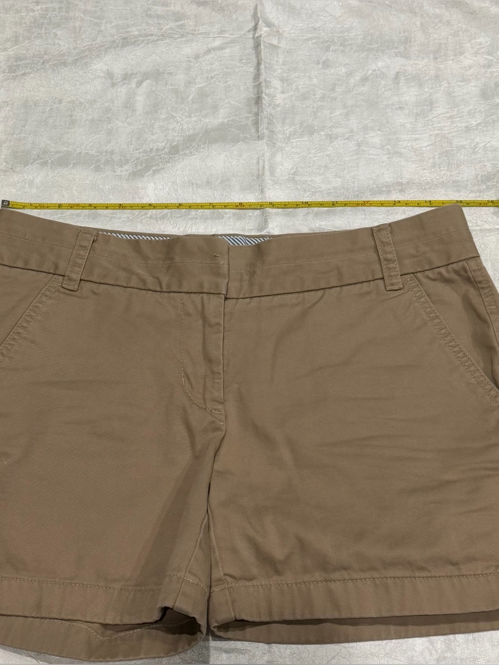 J.Crew Chino Shorts Size 2 Khaki Tan Preppy Coastal Summer Classic - Picture 4 of 6